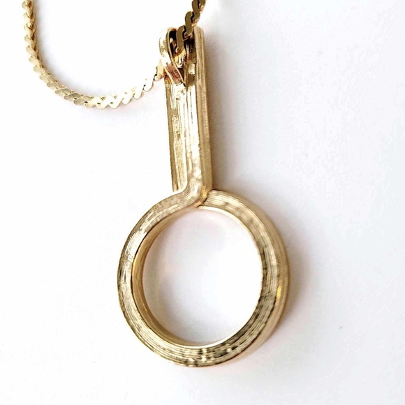 💞💗 SARAH COVENTRY Vintage Gold Toned Key Shaped Necklace With Gemstone Accents - Picture 10 of 10